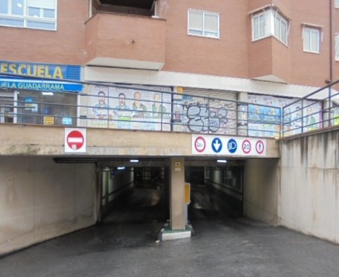 Parking Saba Estación Tren Villalba